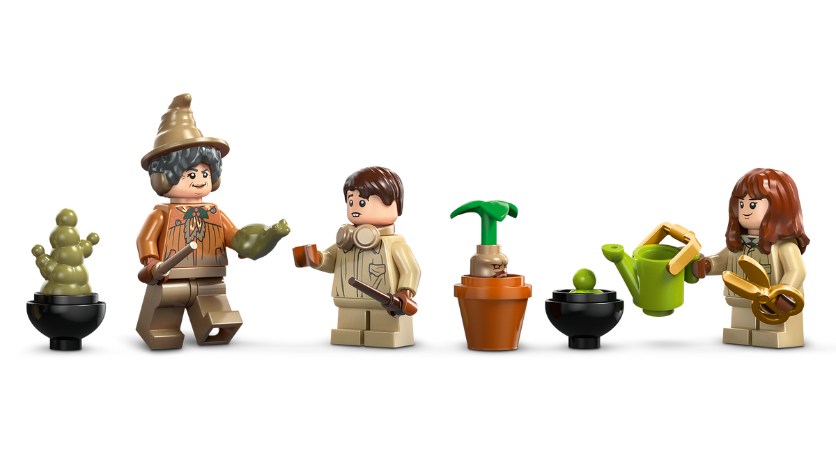 LEGO® Harry Potter 76445 Schloss Hogwarts™: Kräuterkundeunterricht – Detailansicht 4