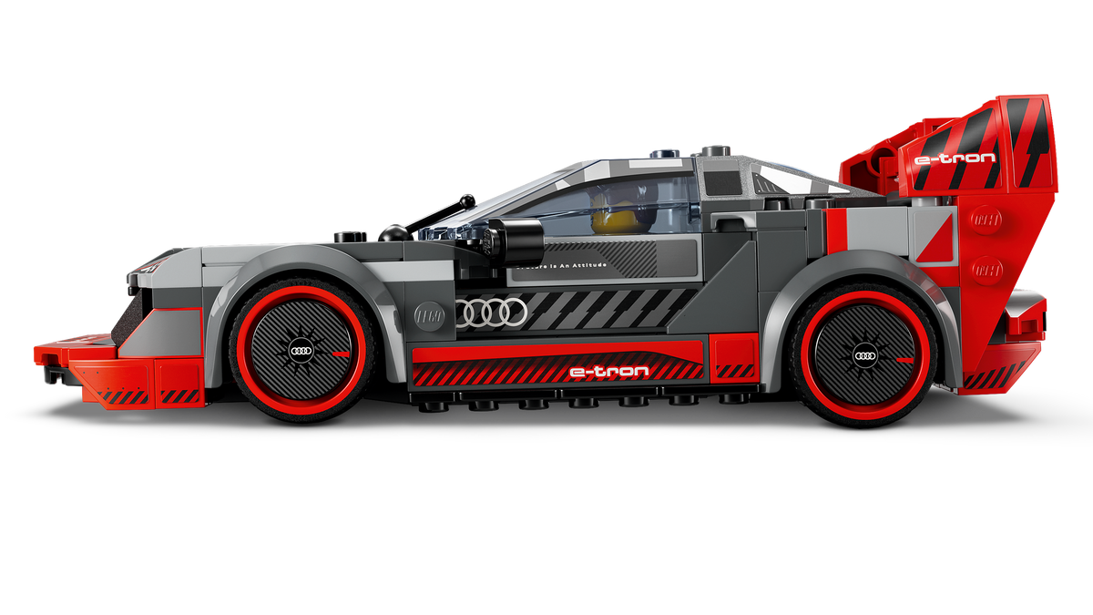 LEGO® Speed Champions 76921 Audi S1 e-tron quattro Rennwagen – Detailansicht 2