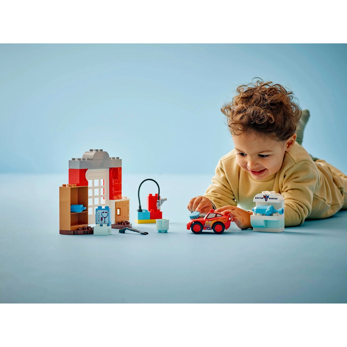 LEGO® Duplo 10456 McQueens Besuch in Docs Werkstatt – Ansicht 5