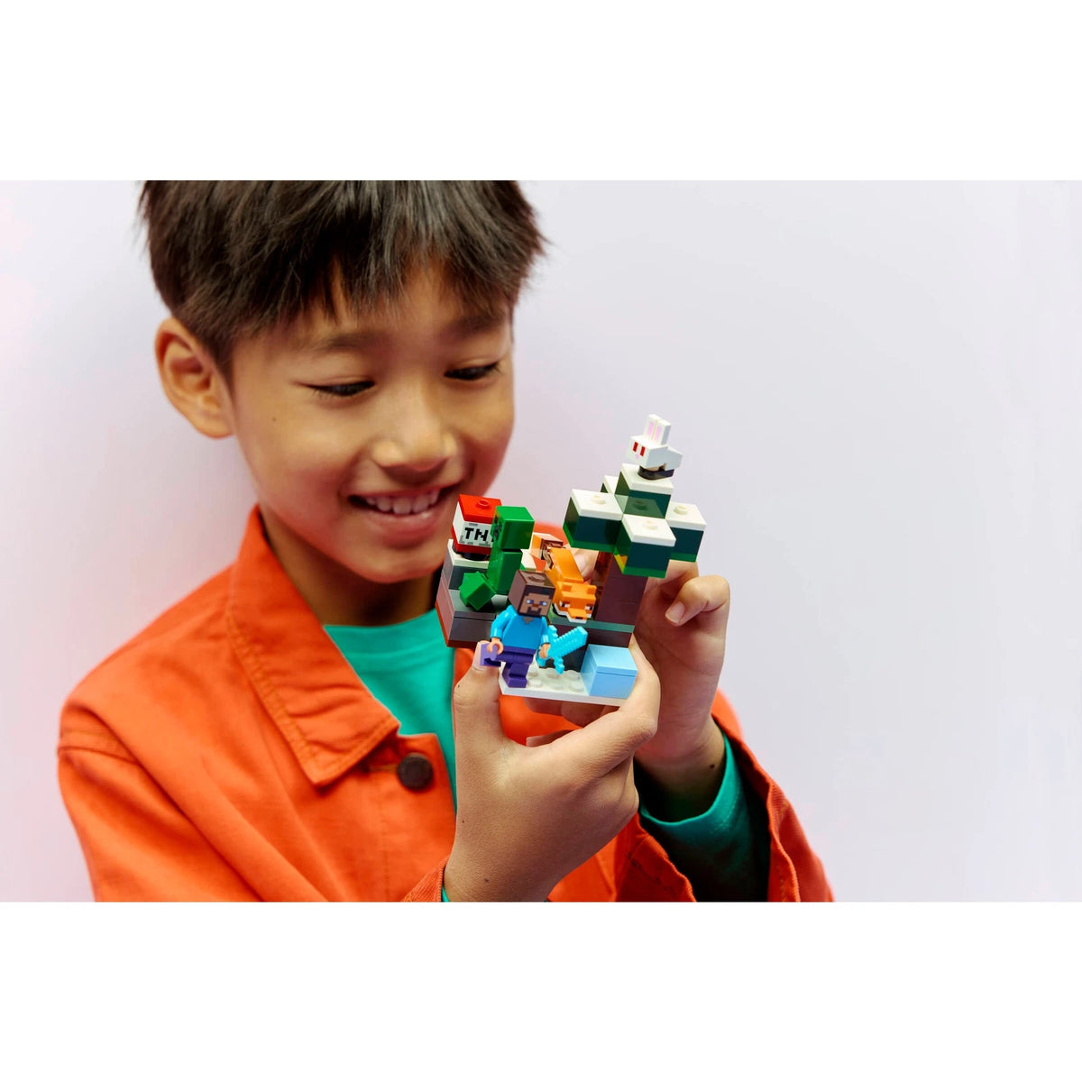 LEGO® Minecraft 21583 Steves Abenteuer in der Taiga – Ansicht 3