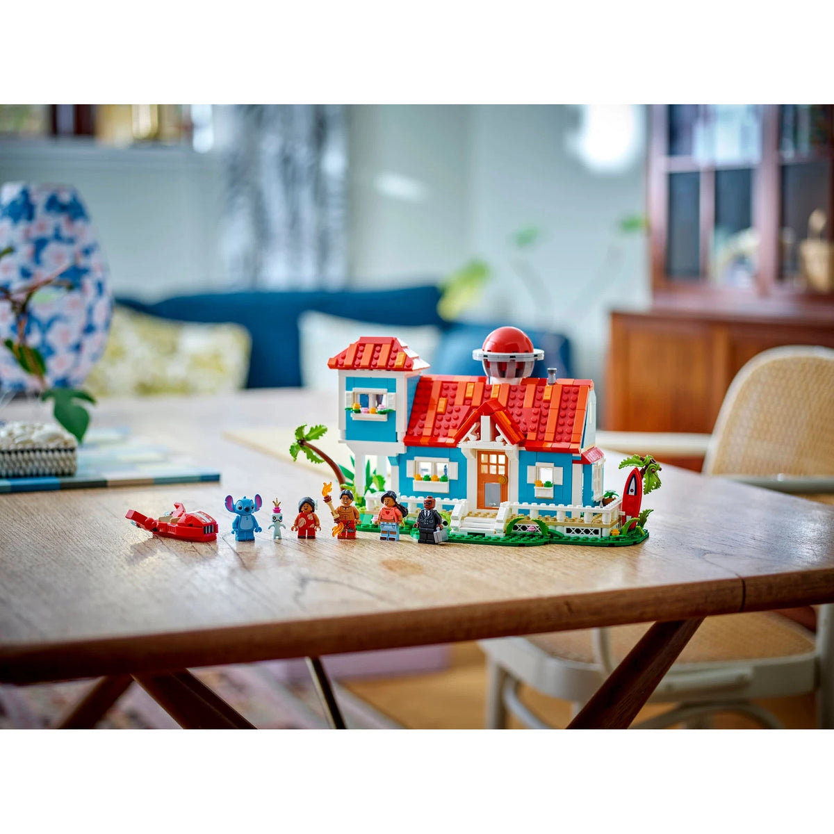 LEGO® Disney 43268 Das Strandhaus aus „Lilo und Stitch“ – Ansicht 5