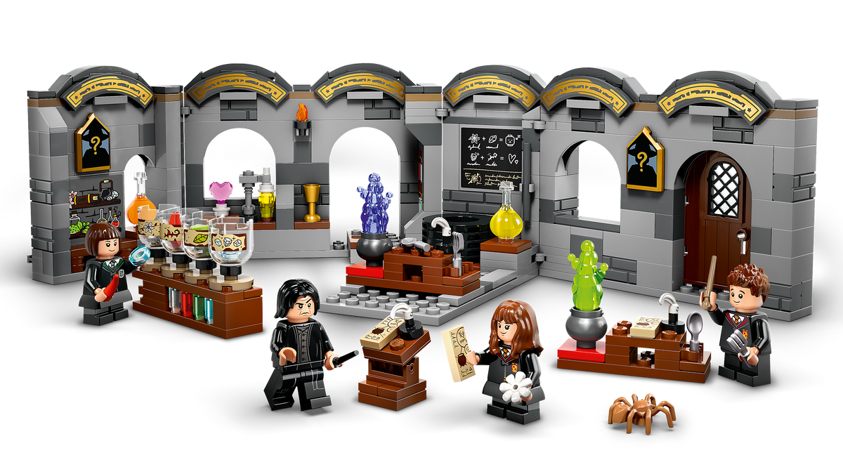 LEGO® Harry Potter 76431 Schloss Hogwarts™: Zaubertrankunterricht – Detailansicht 1