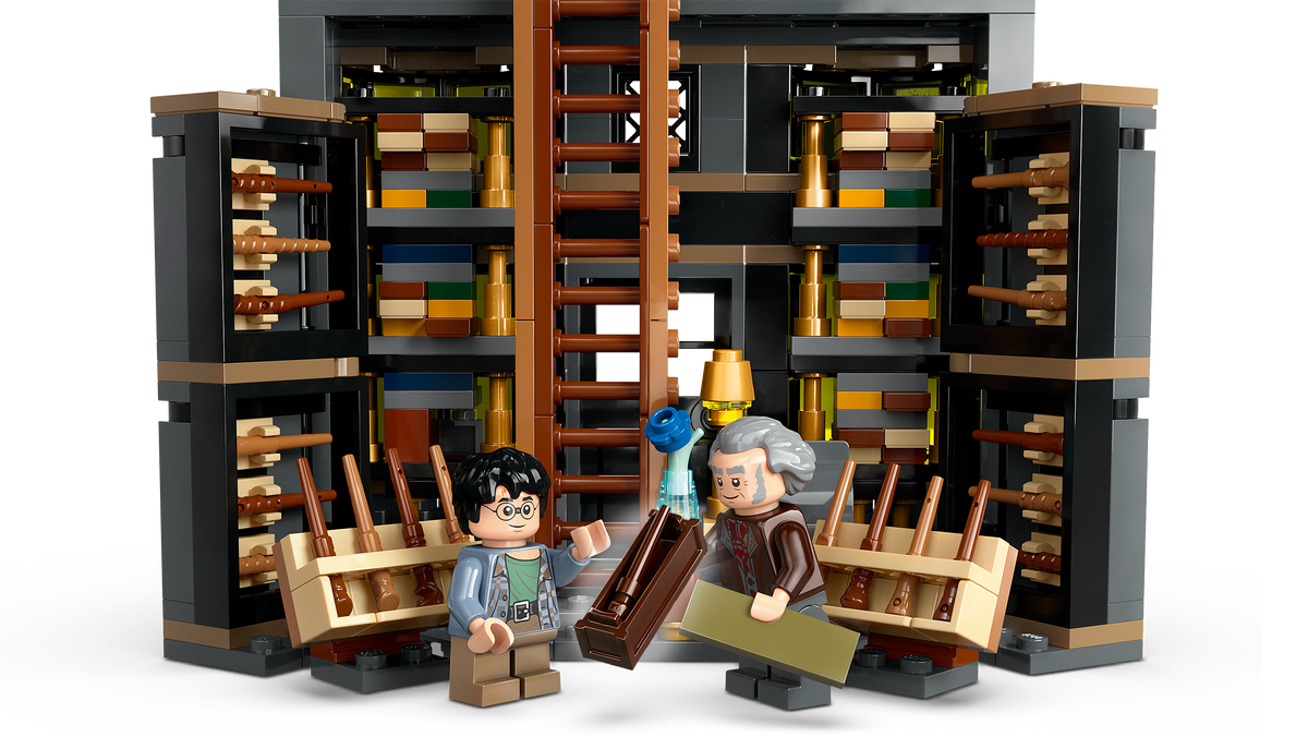 LEGO® Harry Potter 76439 Ollivanders™ & Madam Malkins Anzüge – Detailansicht 4