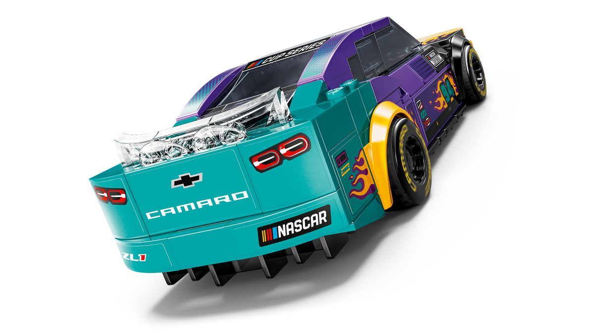 LEGO® Speed Champions 76935 NASCAR® Next Gen Chevrolet Camaro ZL1 – Detailansicht 2